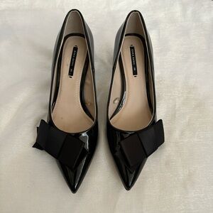 Zara Black Pointed Pumps with Bow Detail